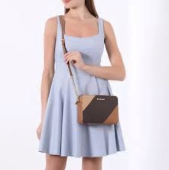 Michael Kors Crossbody - Picture 6 of 6